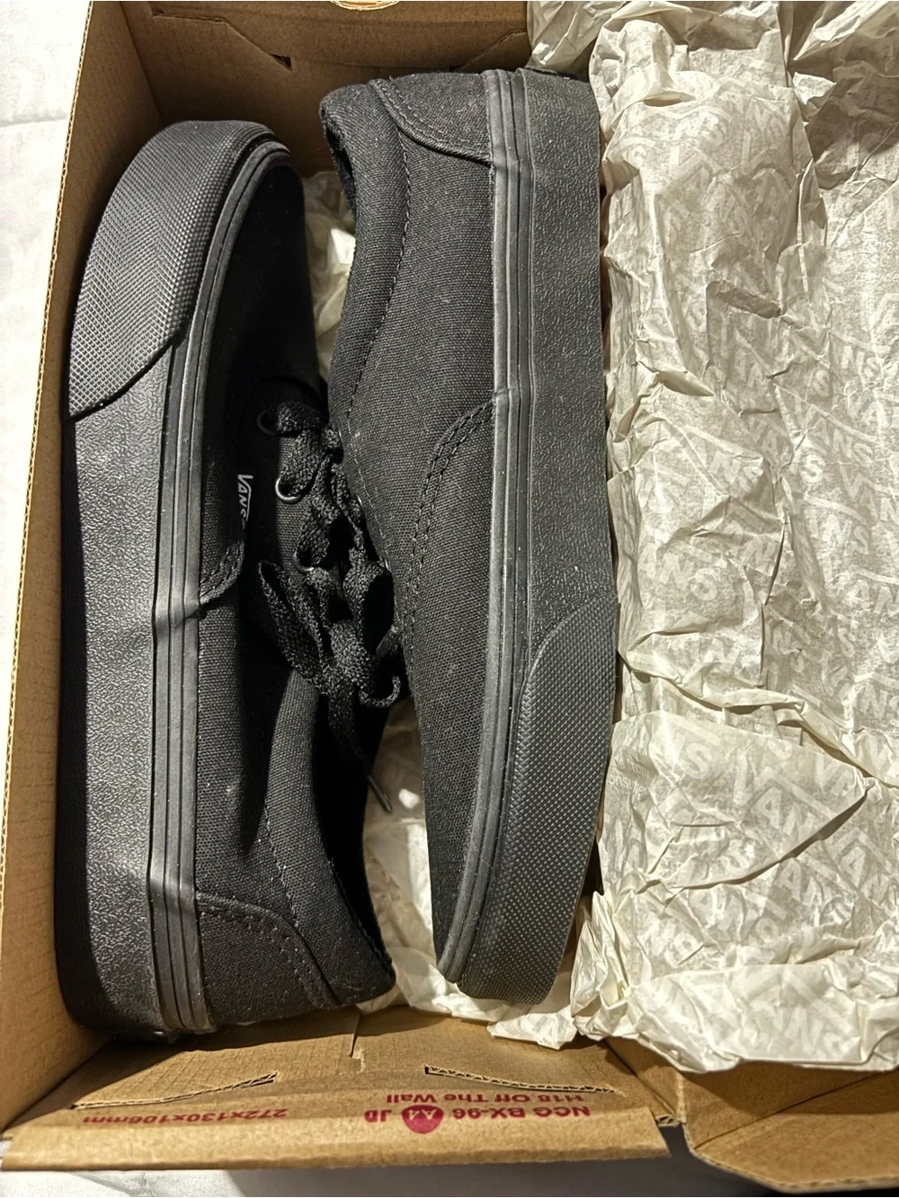 Vans Kids Black Low-Top Canvas Sneakers